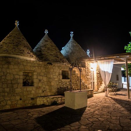 Bed and Breakfast Relais Trulli Le Icone à Ostuni Extérieur photo