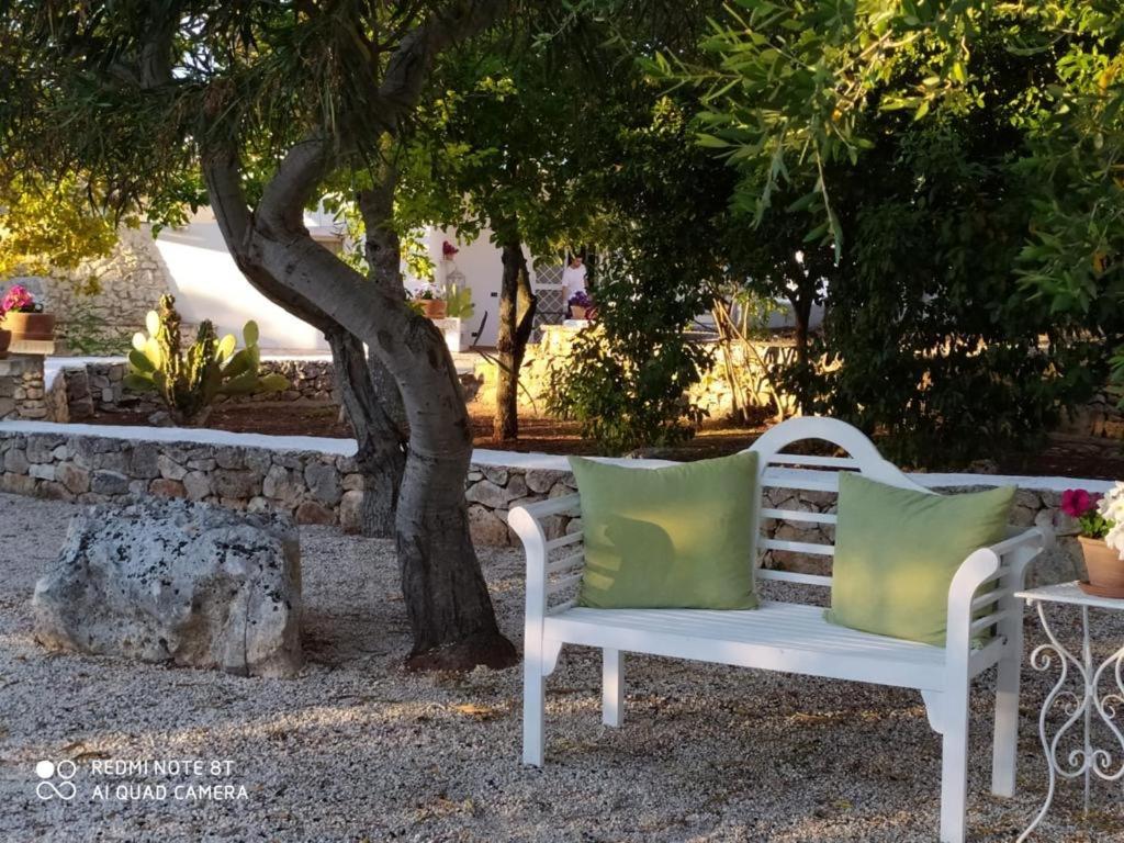 Bed and Breakfast Relais Trulli Le Icone à Ostuni Extérieur photo