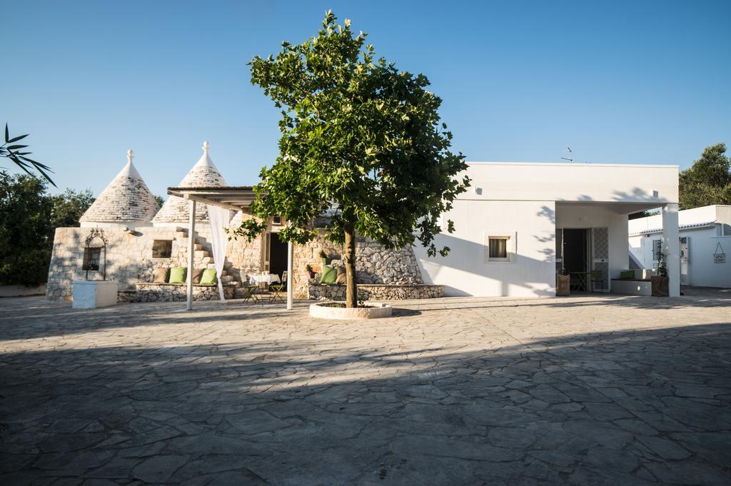 Bed and Breakfast Relais Trulli Le Icone à Ostuni Extérieur photo