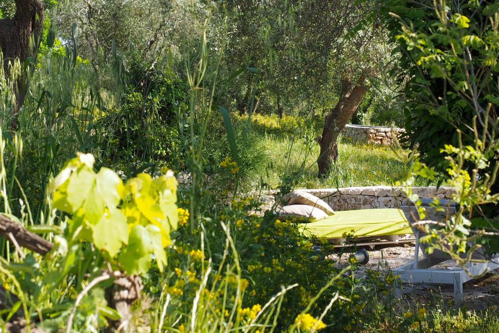 Bed and Breakfast Relais Trulli Le Icone à Ostuni Extérieur photo